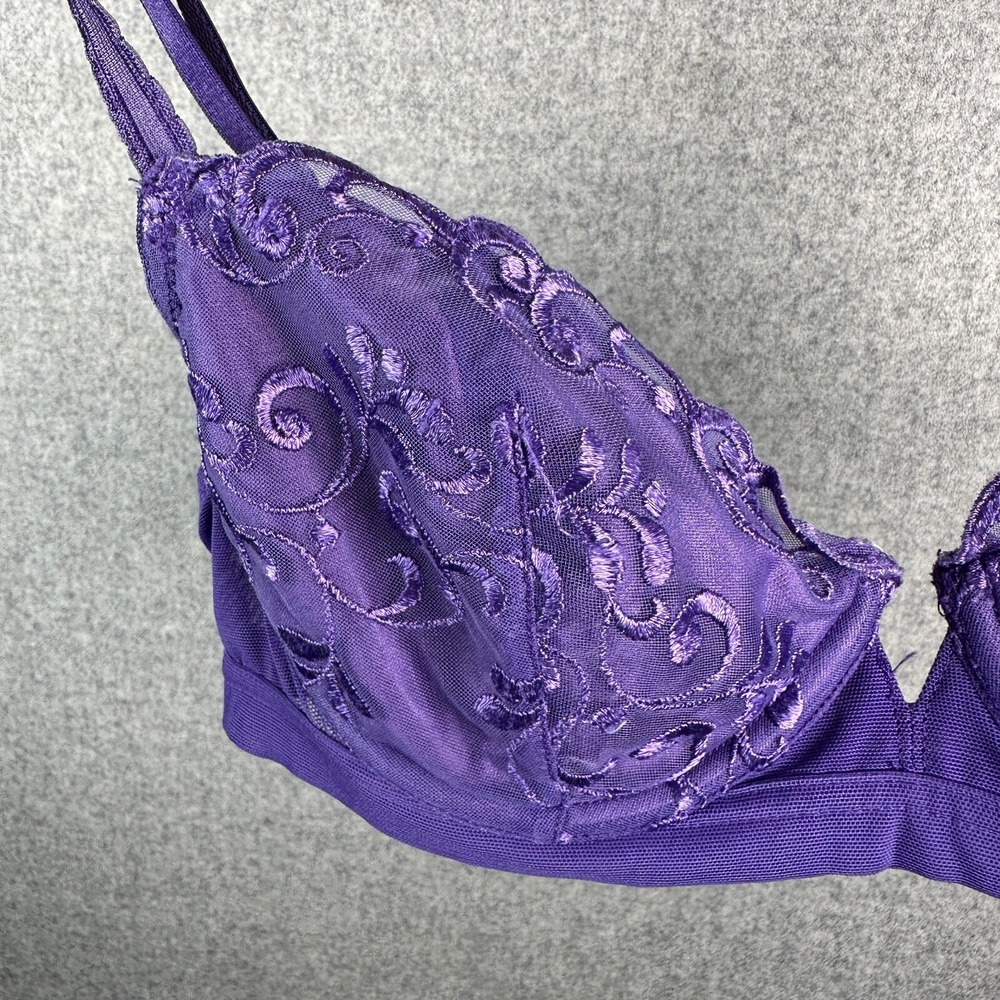 Vintage Victorias Secret 34B Bra Womens Adjustable Purple Embroidered Floral - Picture 12 of 13